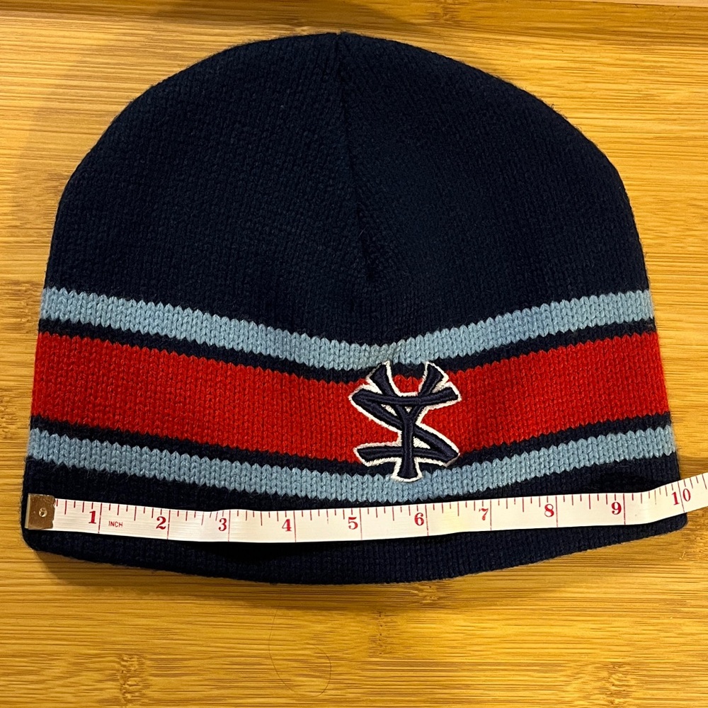 Vintage Streetwear Beanie - Picture 9 of 10